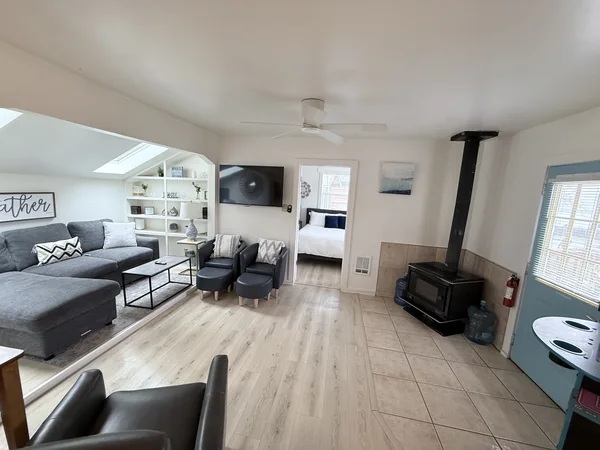 Living and bedroom area cleaned and ready for use